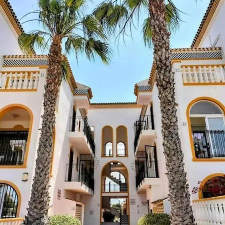 Zenia Apartament *